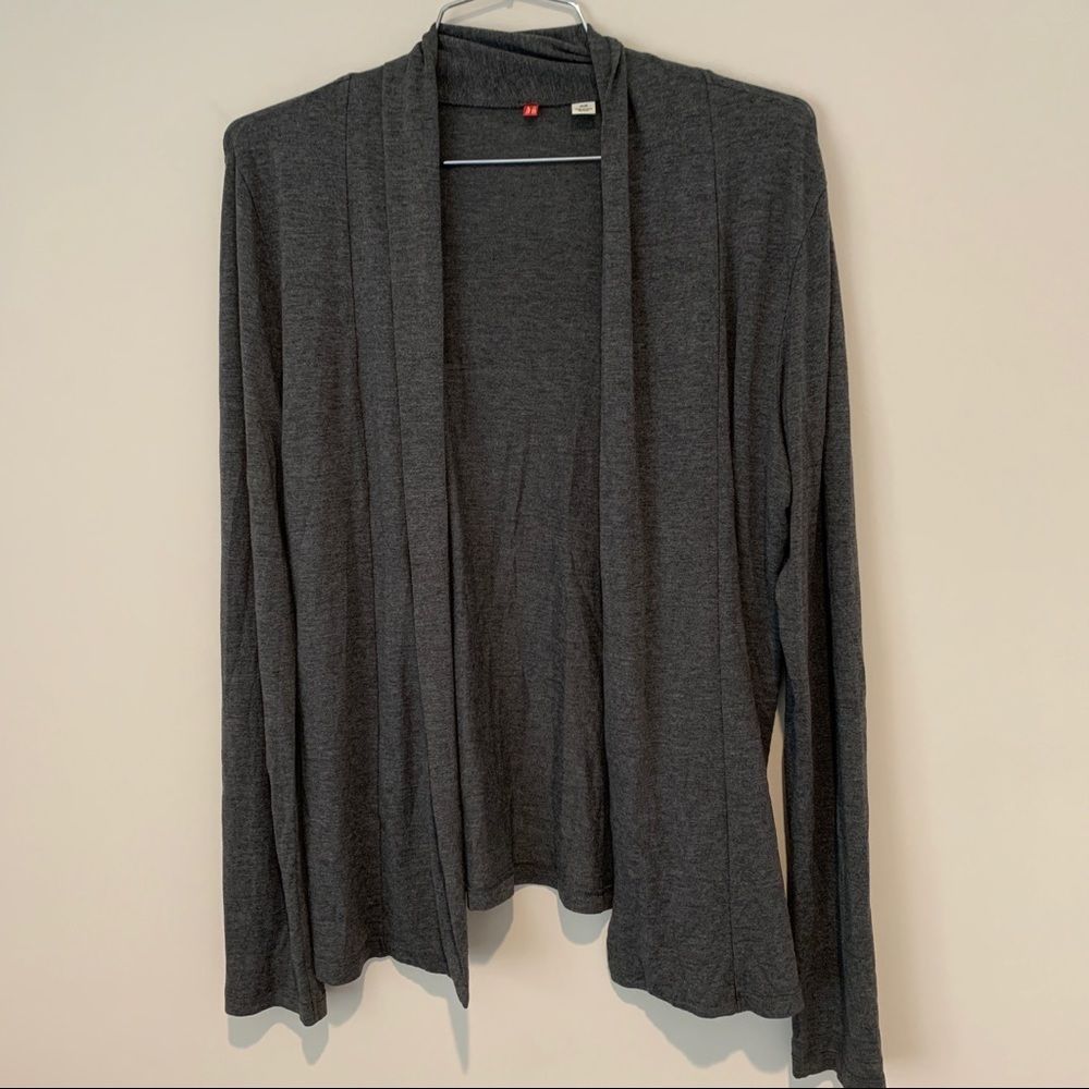 Grey Uniqlo Cardigan Size XS